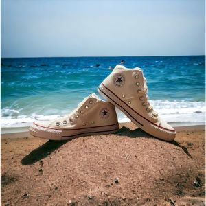 Women’s White Converse All Star Chuck Taylor